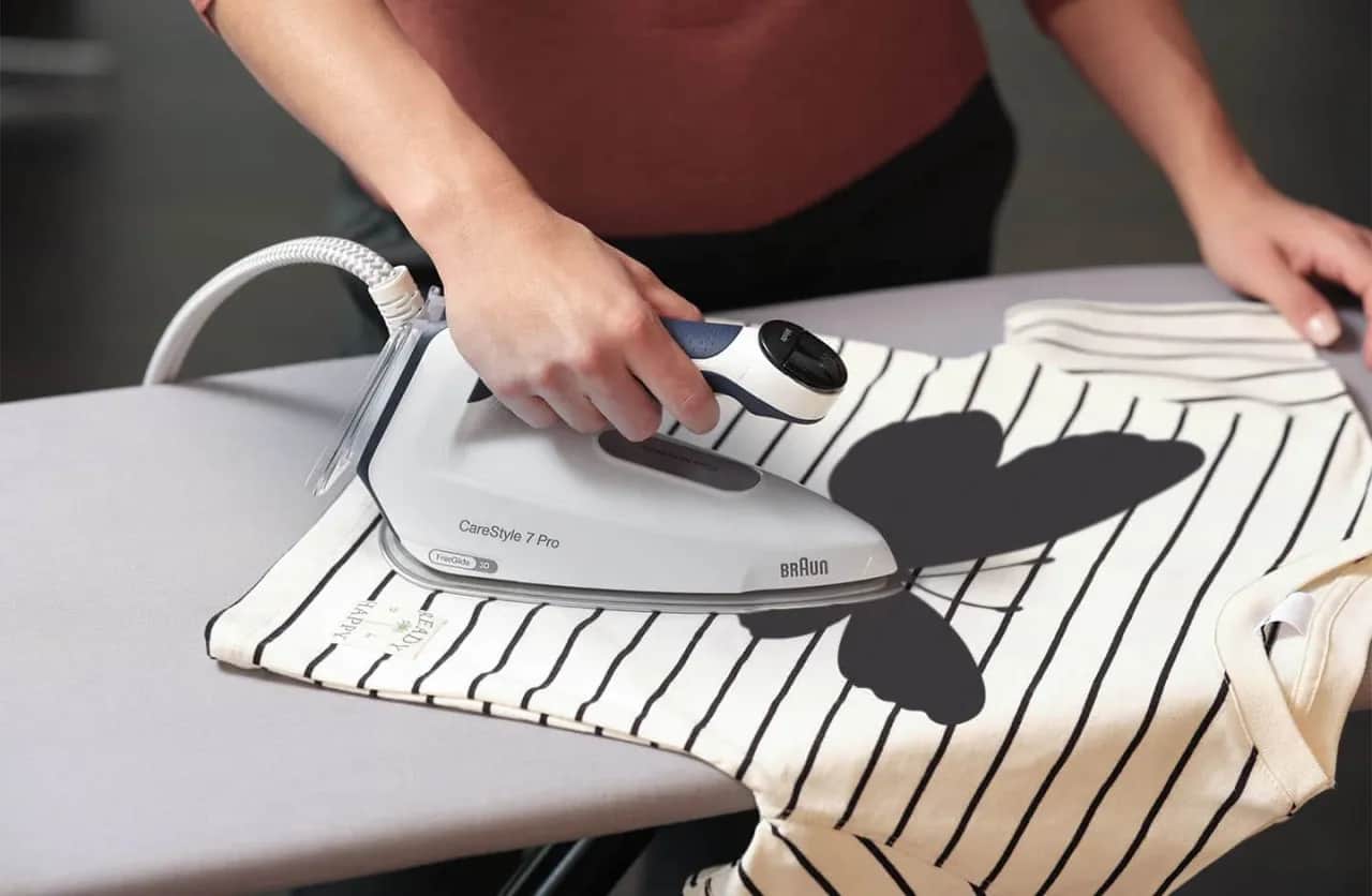 Jak usunąć nadruk z bluzki - skuteczne metody bez uszkodzeń tkaniny