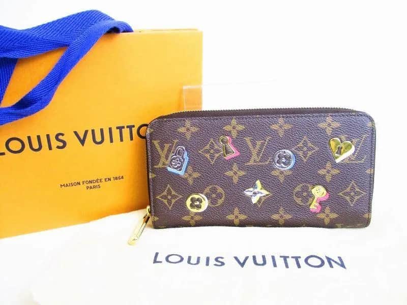 Ile kosztuje portfel Louis Vuitton? Sprawdź ceny i modele teraz
