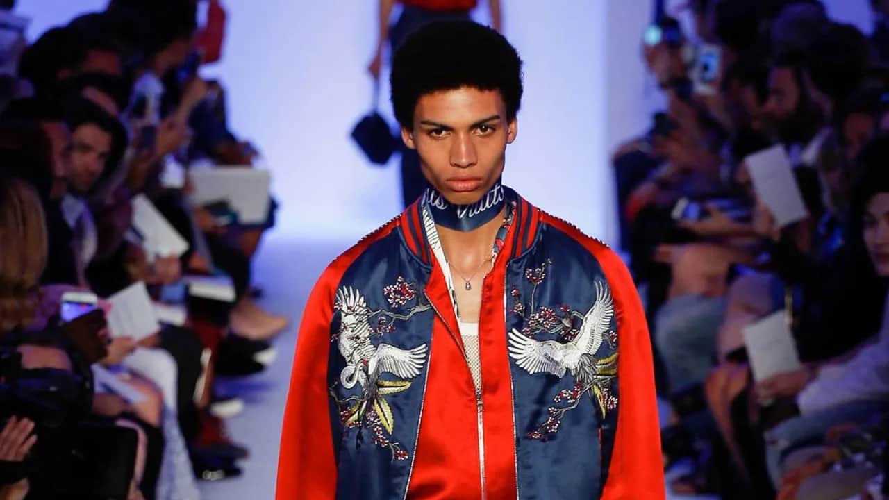 Kim Jones i jego wpływ na markę Louis Vuitton w modzie męskiej