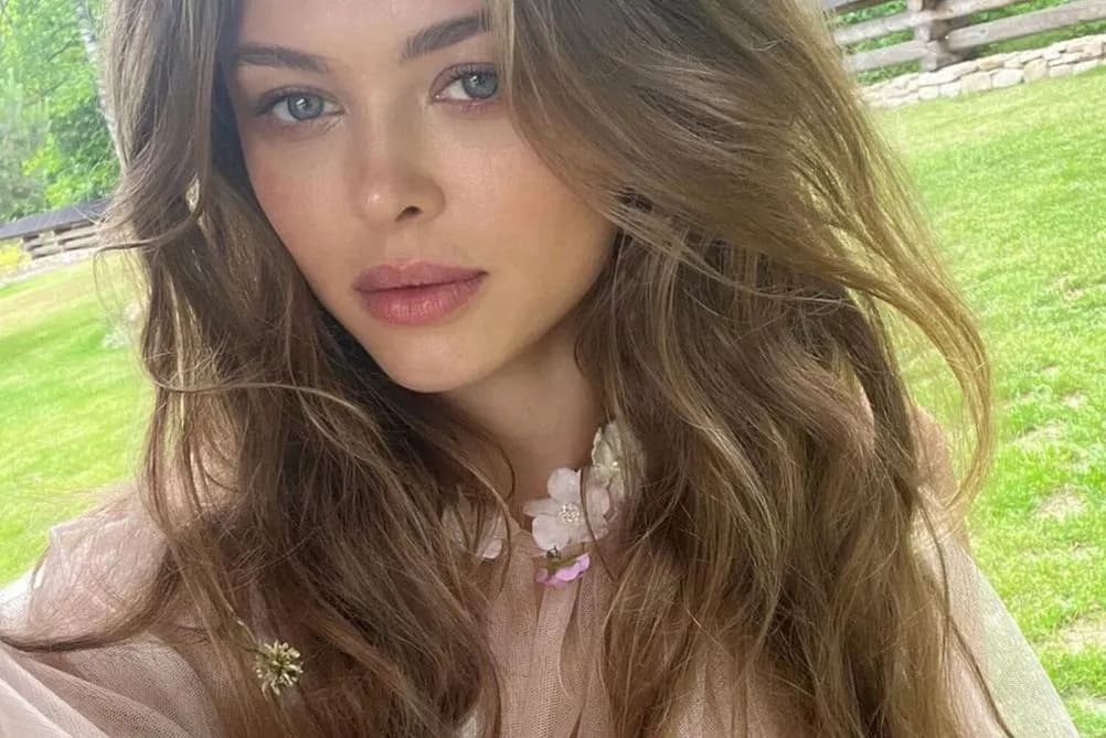 Jak zrobić modne fale na włosach - proste metody bez ciepła i stresu